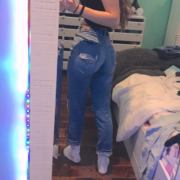 Garage Mom Jeans - Picture 2 of 2